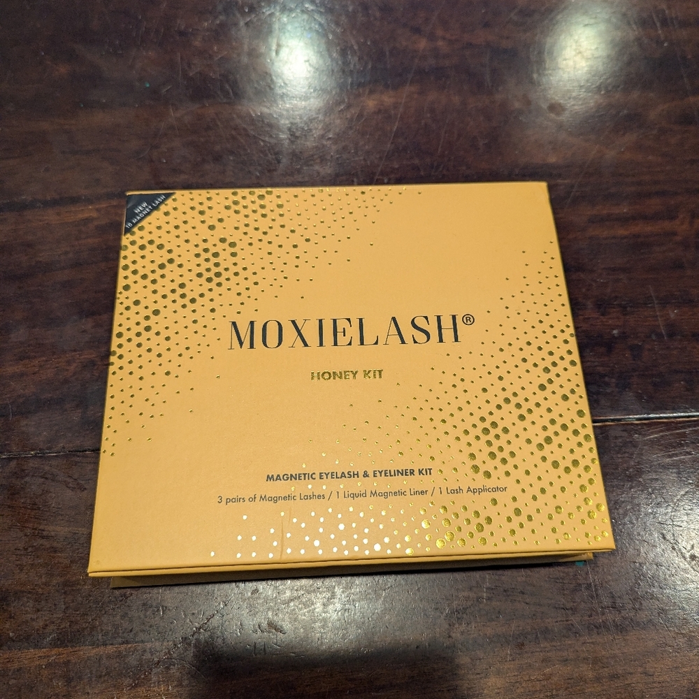 Moxie lash set
